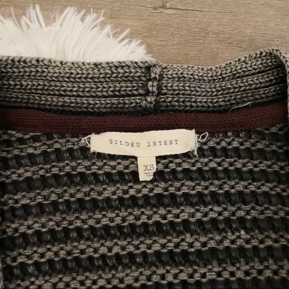 Gilded Intent Buckle Cardigan Elbow Patches - Picture 5 of 14